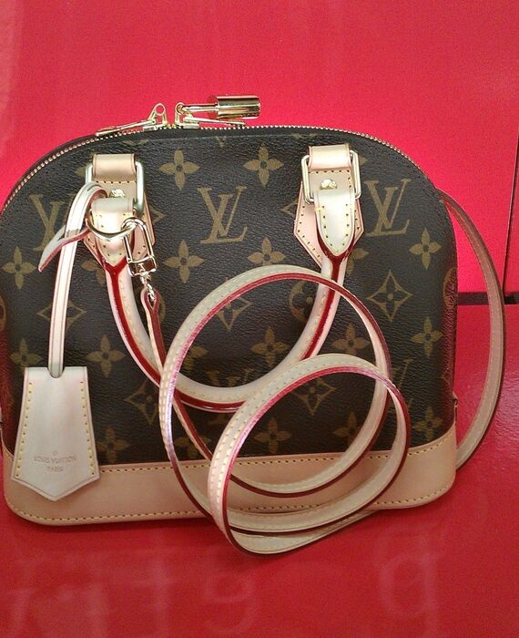 bag-950930_1920